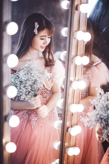 Lovebird Bridal Botique